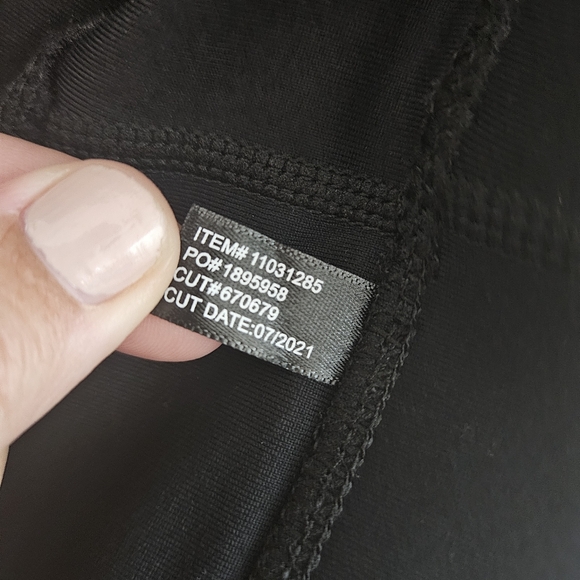 TORRID Women's Black Longline Wicking Sports Bra - Picture 6 of 7